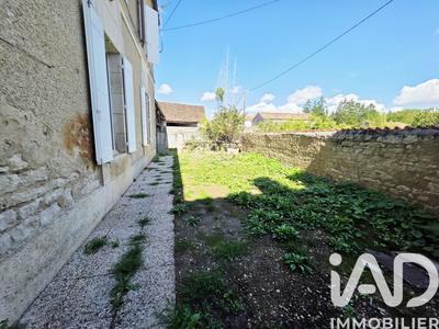 Maison de village - 153 m² - 9 pièces