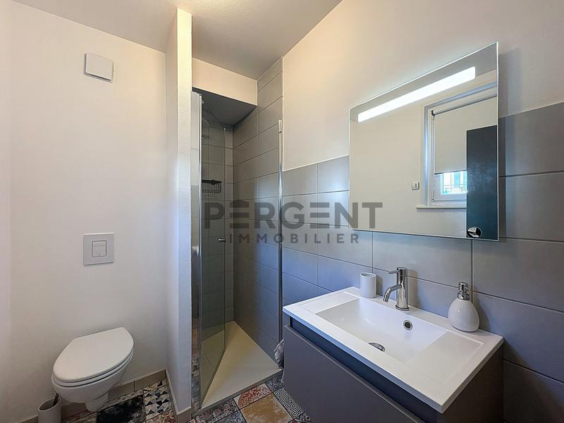 Maison - 226 m² - 7 pièces