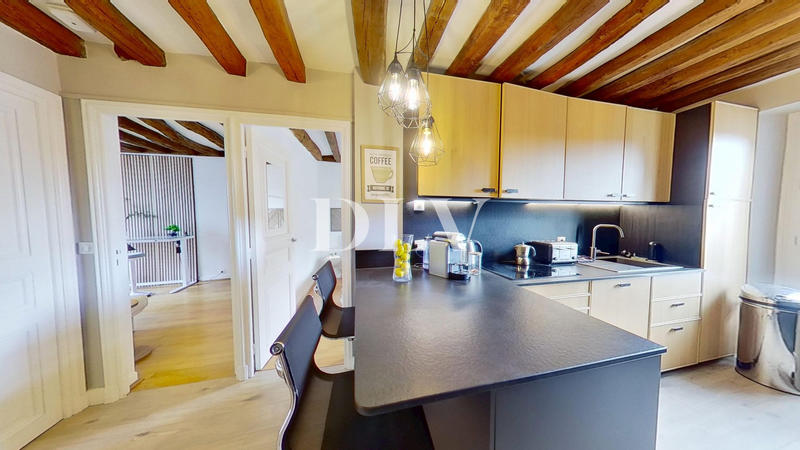 Appartement - 97 m² - 4 pièces