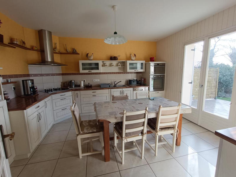 Maison - 145 m² - 7 pièces