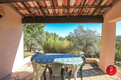 Villa - 96 m² - 5 pièces