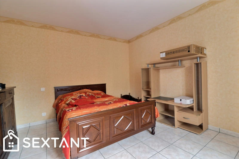 Maison - 175 m² - 7 pièces