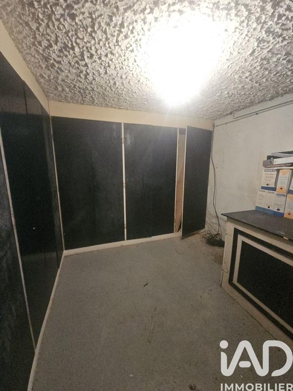 Maison - 246 m² - 9 pièces