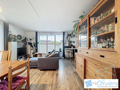 Appartement - 67 m² - 3 pièces