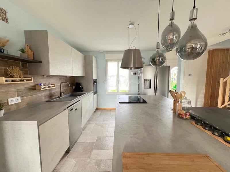 Maison - 165 m² - 6 pièces