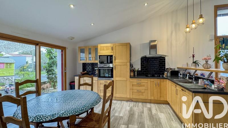 Maison - 145 m² - 6 pièces