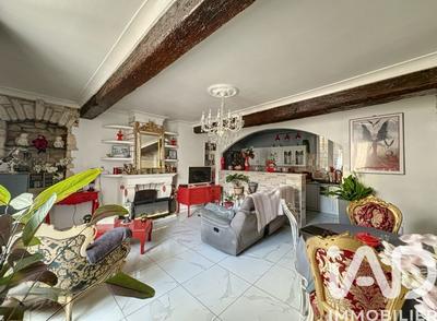 Maison - 74 m² - 4 pièces