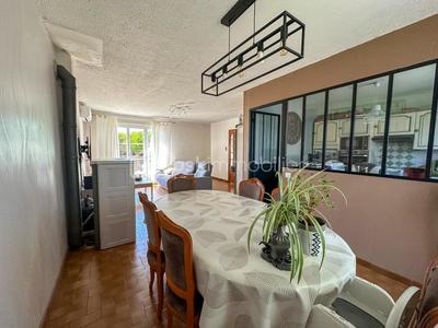 Maison - 123 m² - 6 pièces