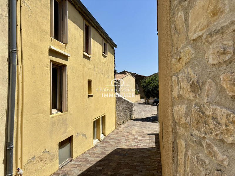 Maison - 239 m² - 11 pièces