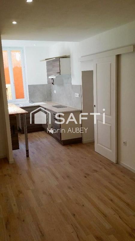 Maison de village - 80 m² - 6 pièces