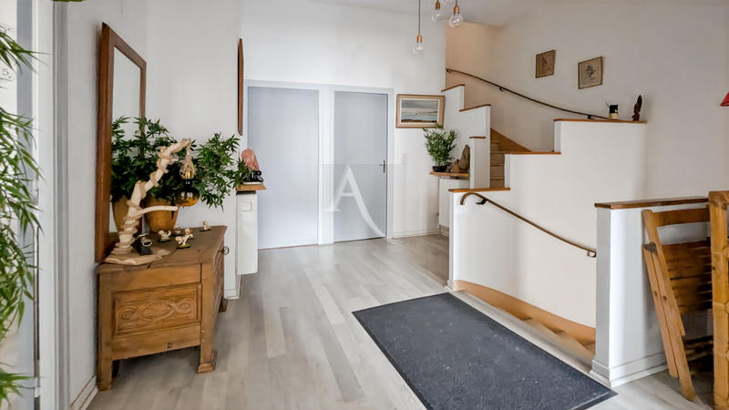 Maison - 106 m² - 4 pièces