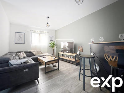 Maison - 99 m² - 3 pièces