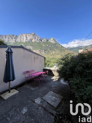 Maison de village - 75 m² - 4 pièces