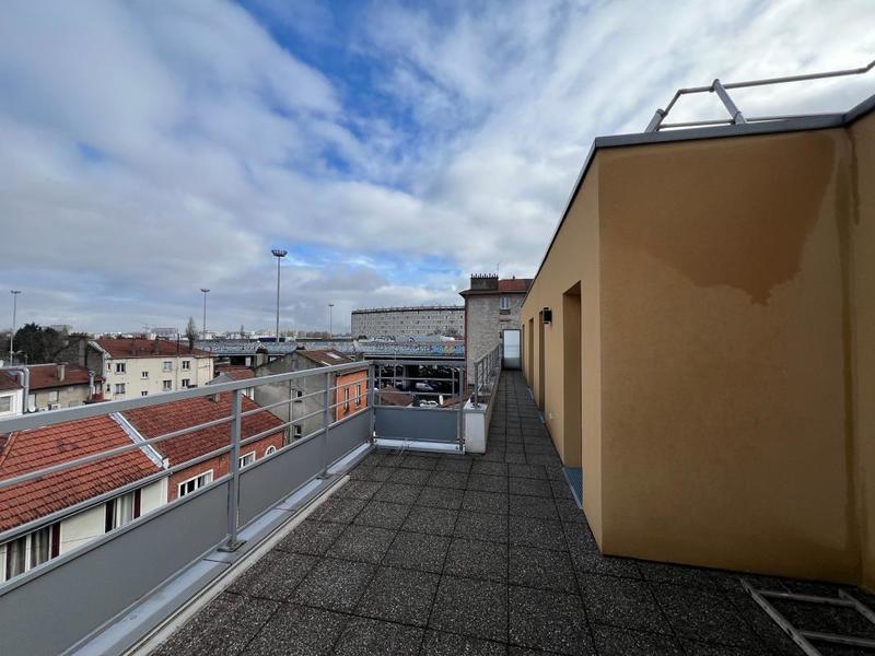 Appartement - 80 m² - 4 pièces