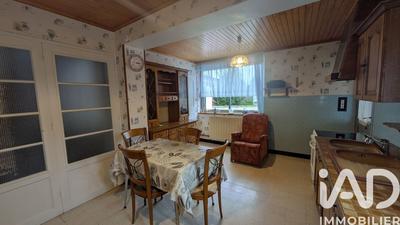 Maison - 96 m² - 6 pièces