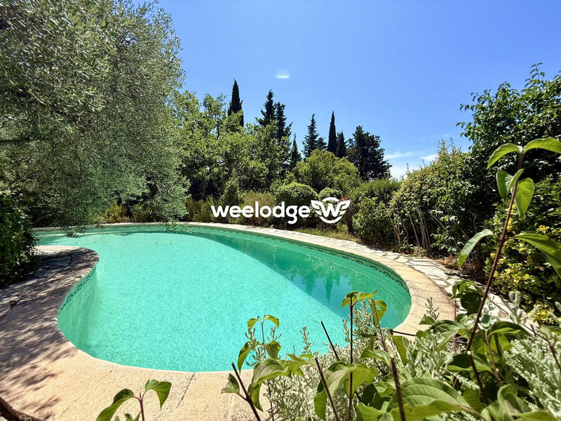 Maison - 187 m² - 6 pièces