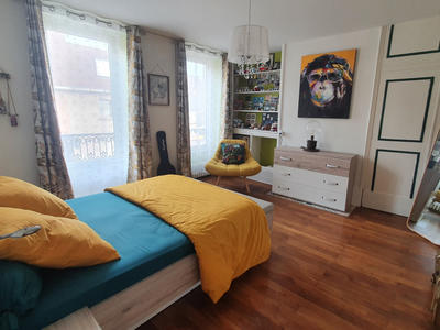 Appartement - 194 m² - 7 pièces