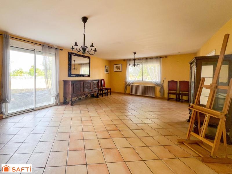 Maison - 200 m² - 7 pièces