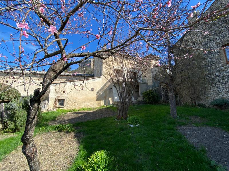 Maison - 170 m² - 10 pièces