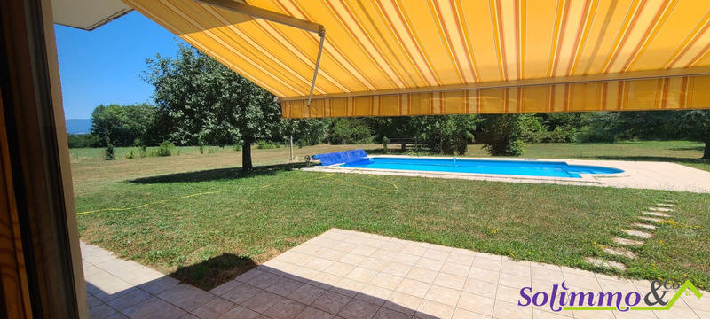 Villa - 212 m² - 5 pièces