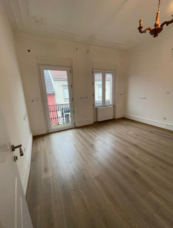 Appartement - 90 m² - 4 pièces