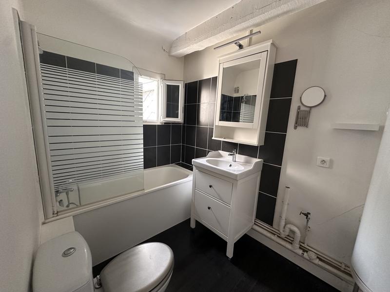 Appartement - 80 m² - 3 pièces