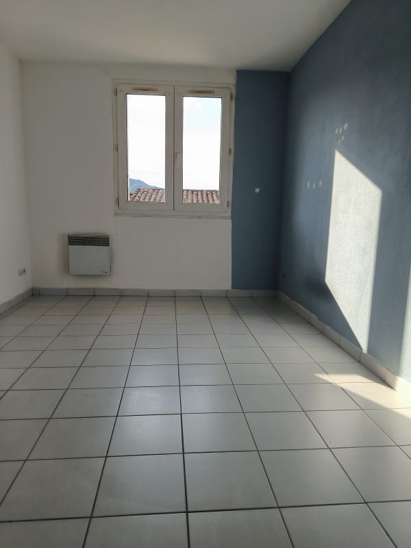 Appartement - 80 m² - 3 pièces