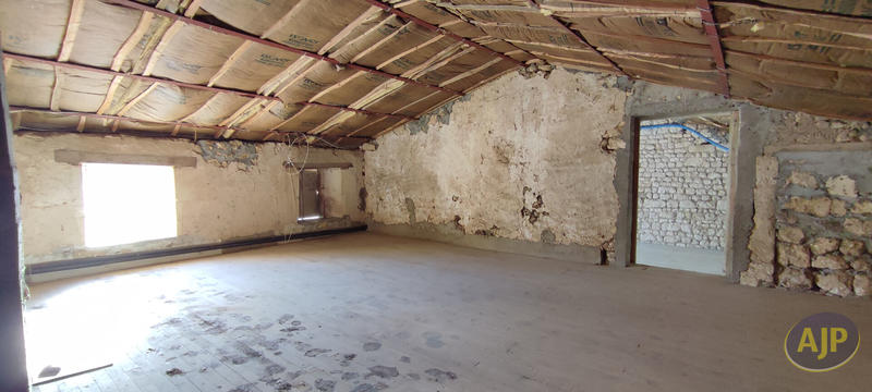 Maison - 105 m² - 4 pièces