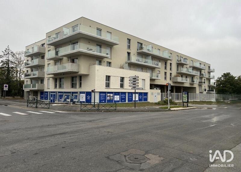 Local commercial - 194 m²