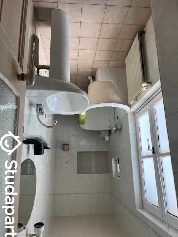 Chambre - 9 m² - 1 pièce