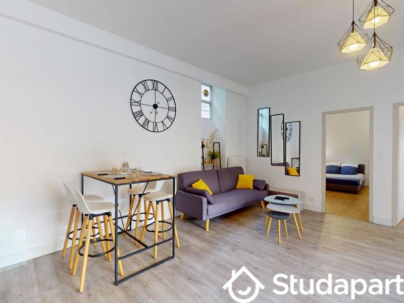 Chambre - 15 m² - 1 pièce