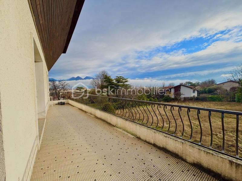 Maison ancienne - 188 m² - 4 pièces