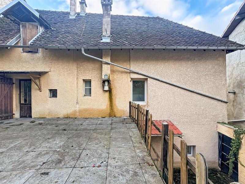 Maison de village - 140 m² - 7 pièces