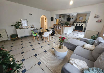 Maison de village - 130 m² - 4 pièces