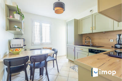 Appartement - 89 m² - 5 pièces