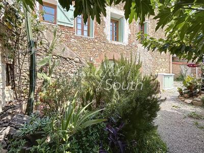 Mas - 174 m² - 7 pièces