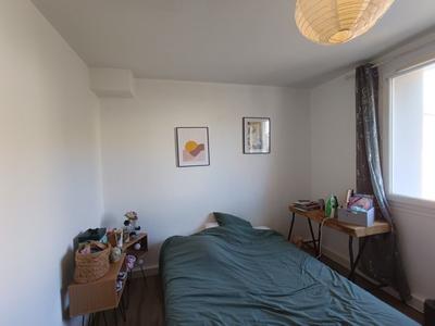 Appartement - 80 m² - 5 pièces