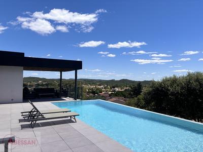 Maison contemporaine - 220 m² - 6 pièces