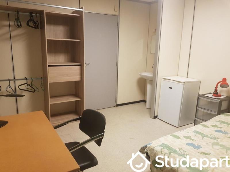 Chambre - 18 m² - 1 pièce