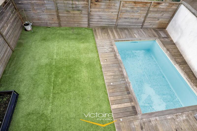 Maison - 96 m² - 5 pièces