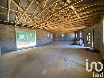 Maison - 96 m² - 1 pièce