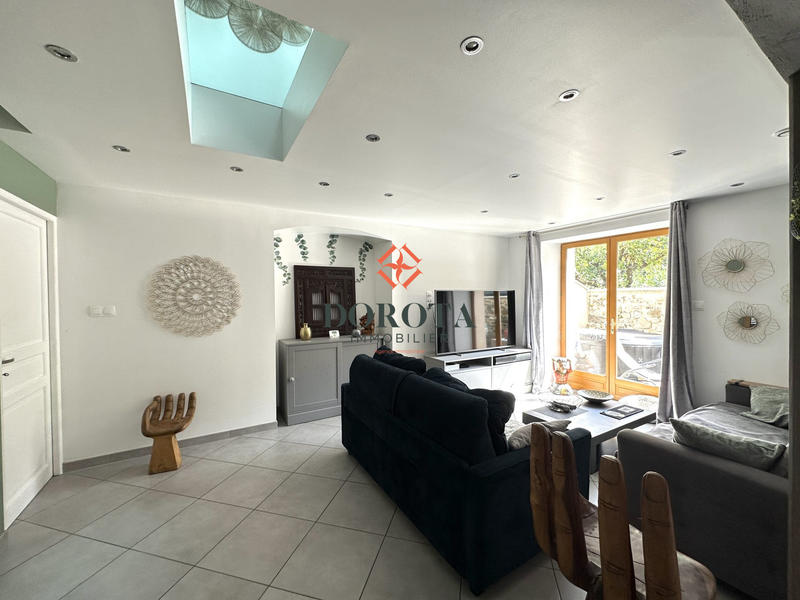 Maison - 164 m² - 5 pièces