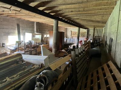 Local d'activité / Entrepôt - 372 m² - 1 pièce