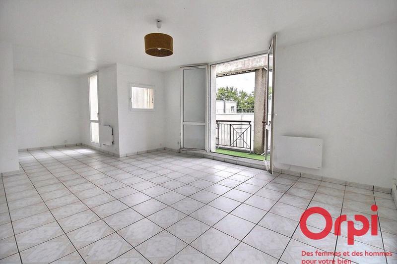 Appartement - 92 m² - 5 pièces