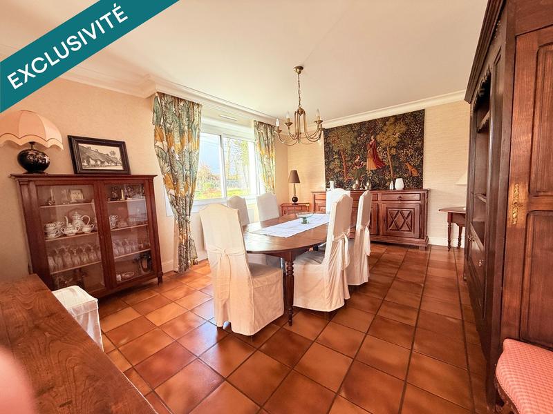 Maison - 195 m² - 7 pièces