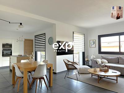 Appartement - 99 m² - 4 pièces