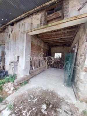 Grange - 150 m² - 3 pièces