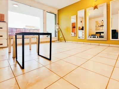 Appartement ancien - 80 m² - 3 pièces