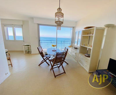 Appartement - 70 m² - 2 pièces