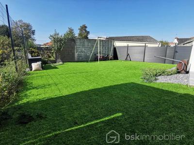 Maison - 142 m² - 8 pièces